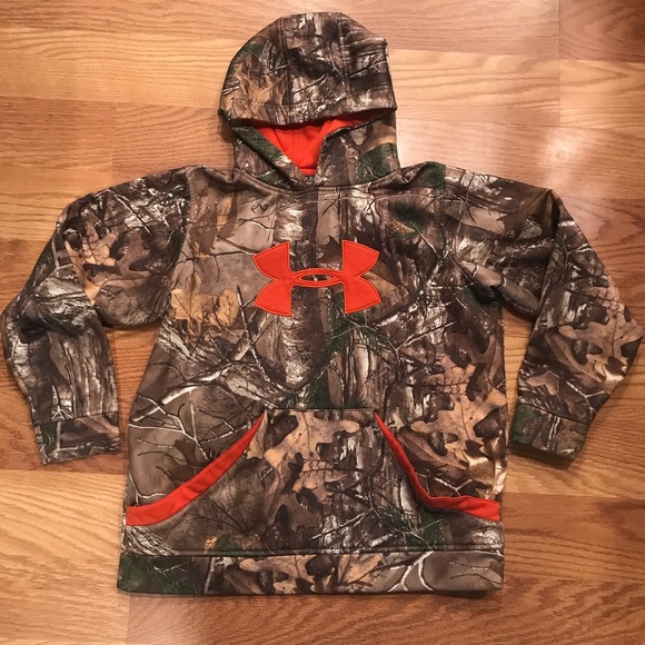 Other - UNDER ARMOUR Hoodie